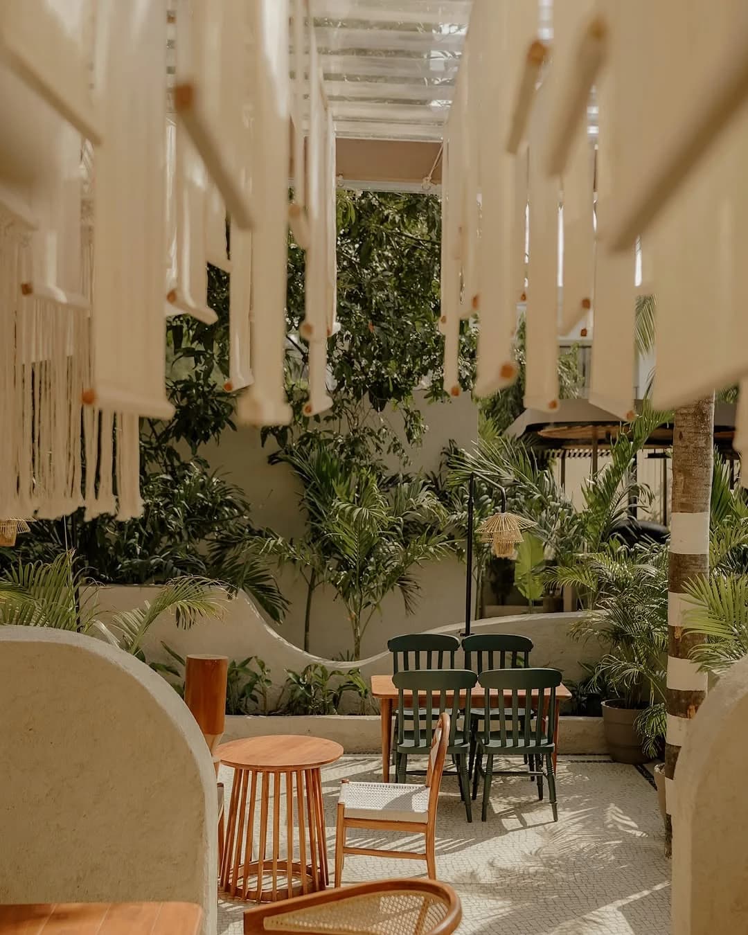 Social Blend courtyard seating